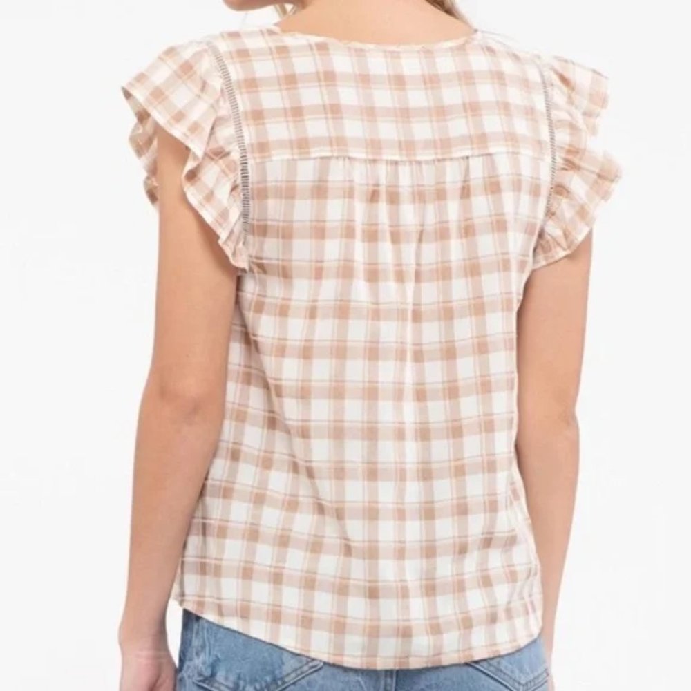 Checkered Flutter Sleeve Top - Picture 4 of 9